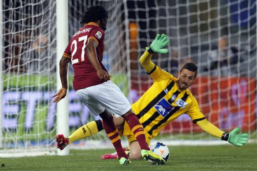 Consigli sbarra la porta all'ivoriano. Reuters